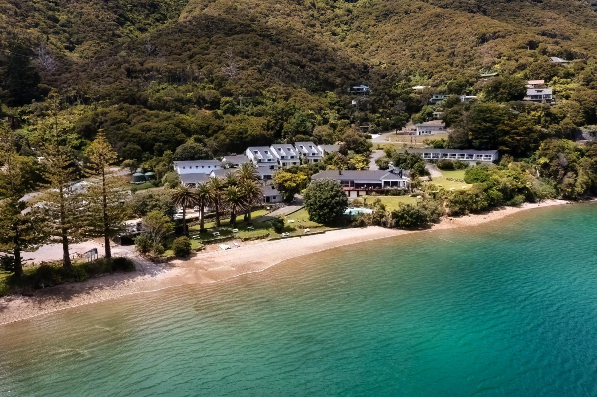 The Portage Resort Экстерьер фото